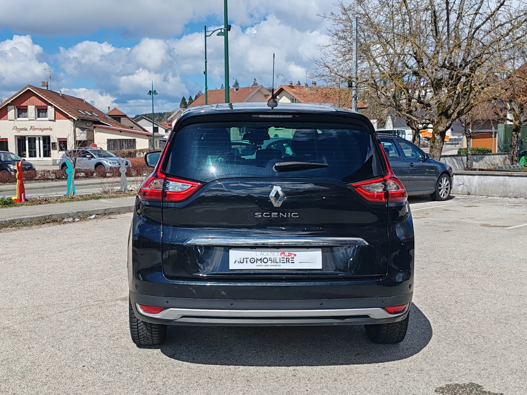 Renault Grand Scenic — 4