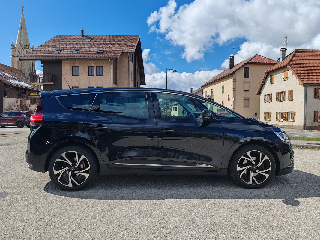 Renault Grand Scenic — 6