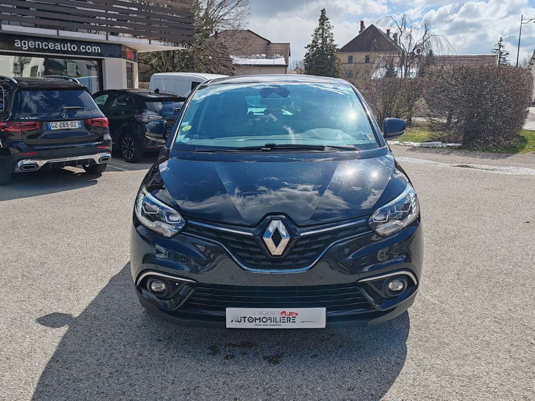 Renault Grand Scenic — 8