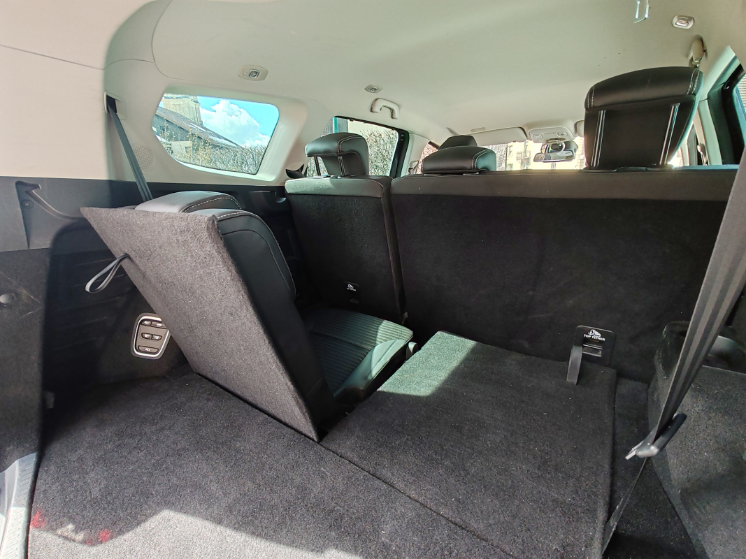 Renault Grand Scenic — 18