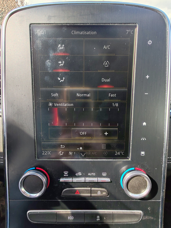 Renault Grand Scenic — 31
