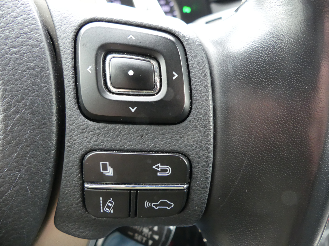 Lexus NX — 38