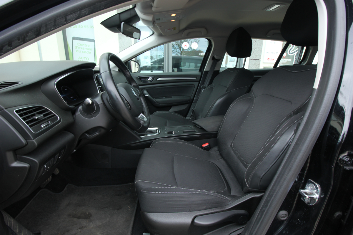 Renault Megane Estate — 8