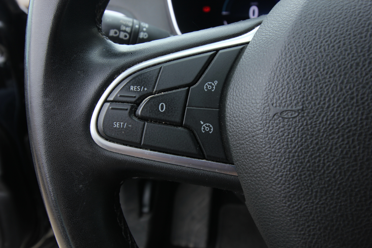 Renault Megane Estate — 12