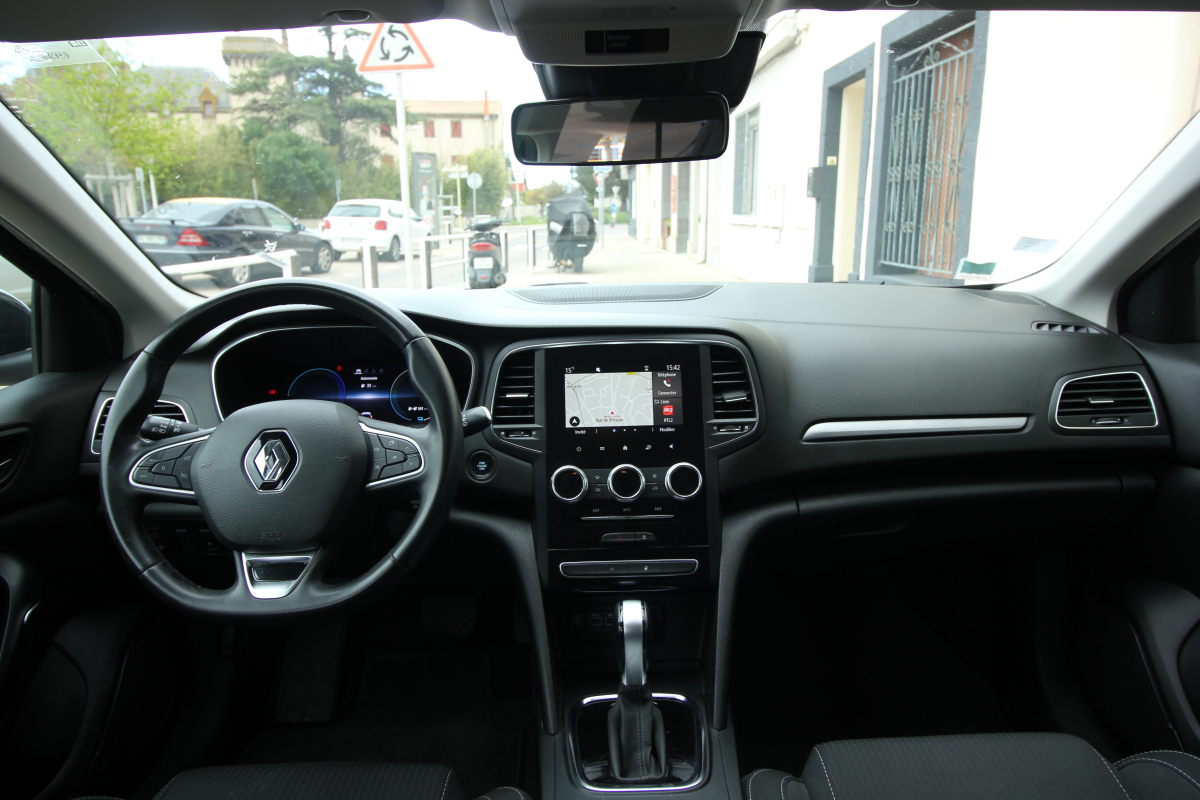 Renault Megane Estate — 19