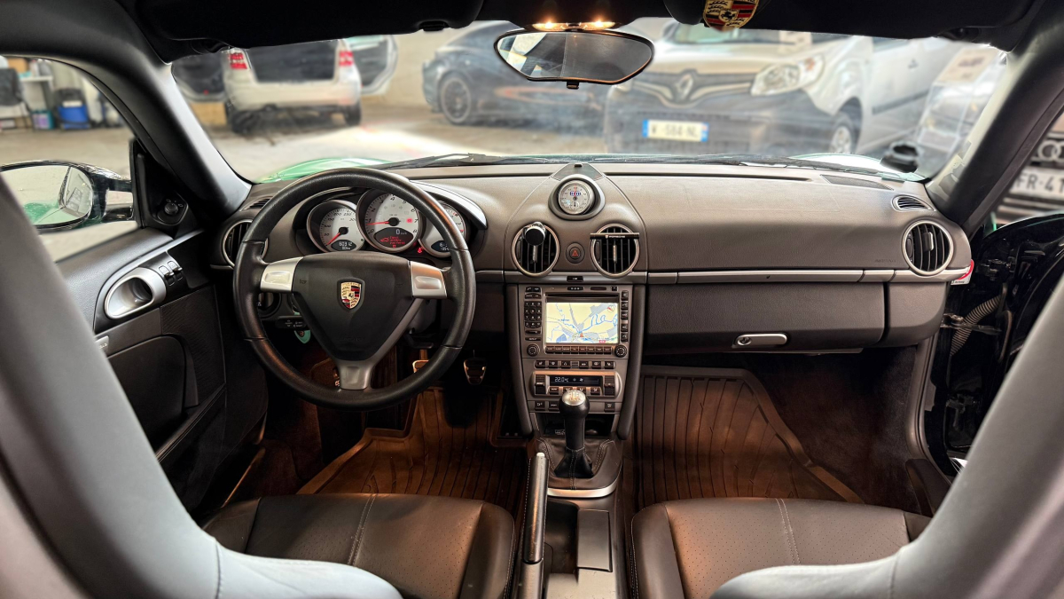 Porsche Cayman — 9