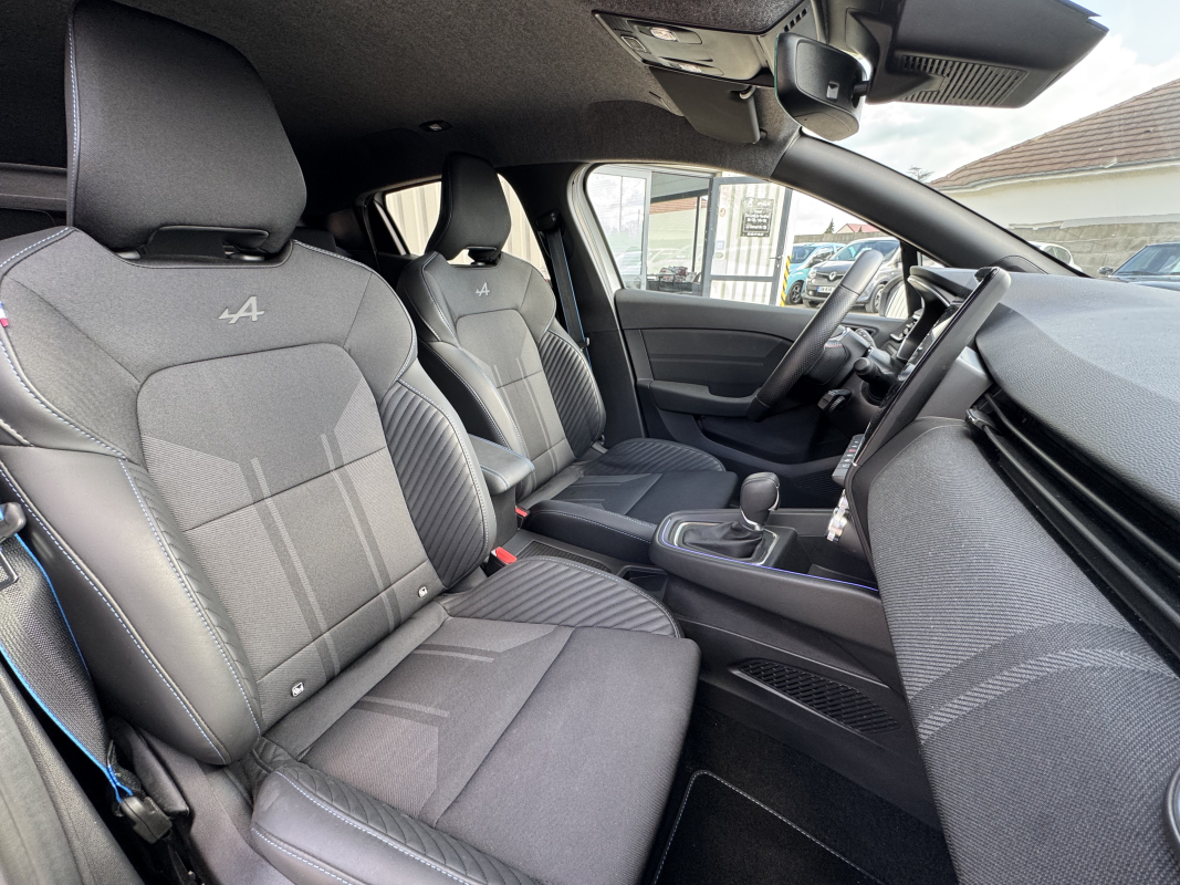 Renault Clio — 21