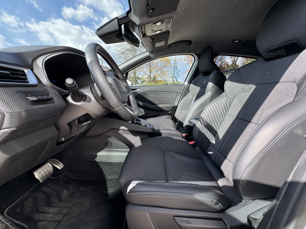 Renault Clio — 11