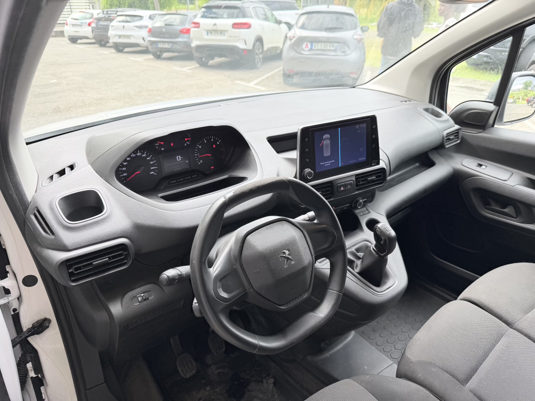 Peugeot Partner — 9