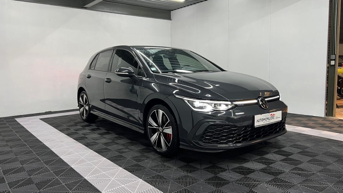 Volkswagen GOLF VIII — 3