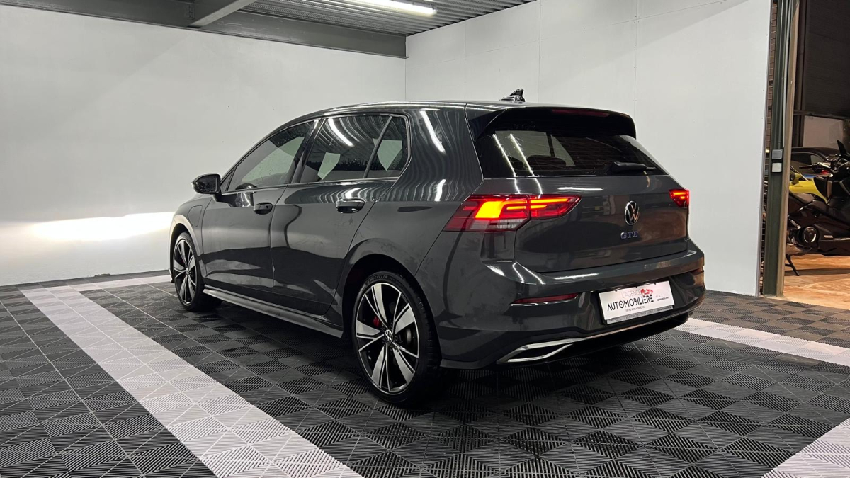 Volkswagen GOLF VIII — 6