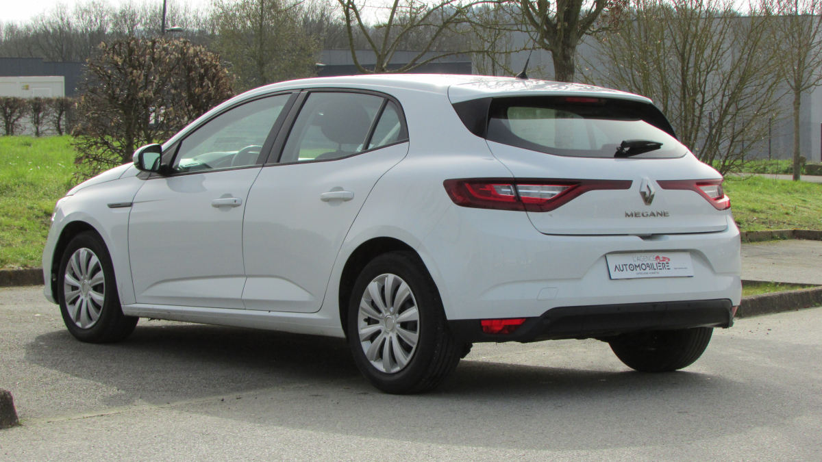 Renault Megane — 4