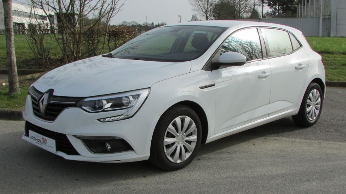 Renault Megane — 3