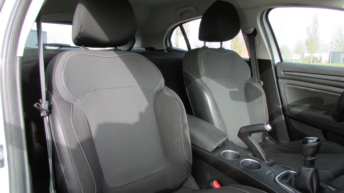 Renault Megane — 10