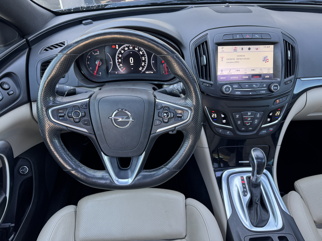 Opel Insignia — 11