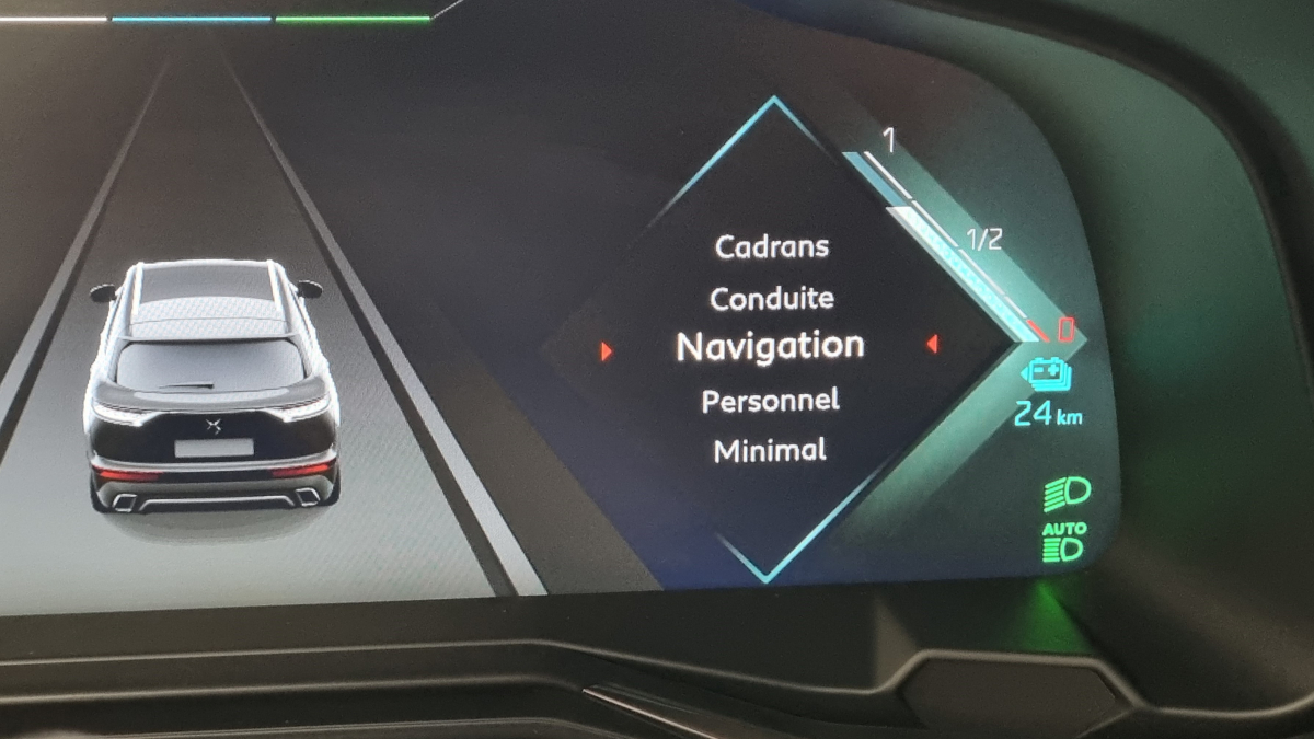 DS DS7 CROSSBACK — 22
