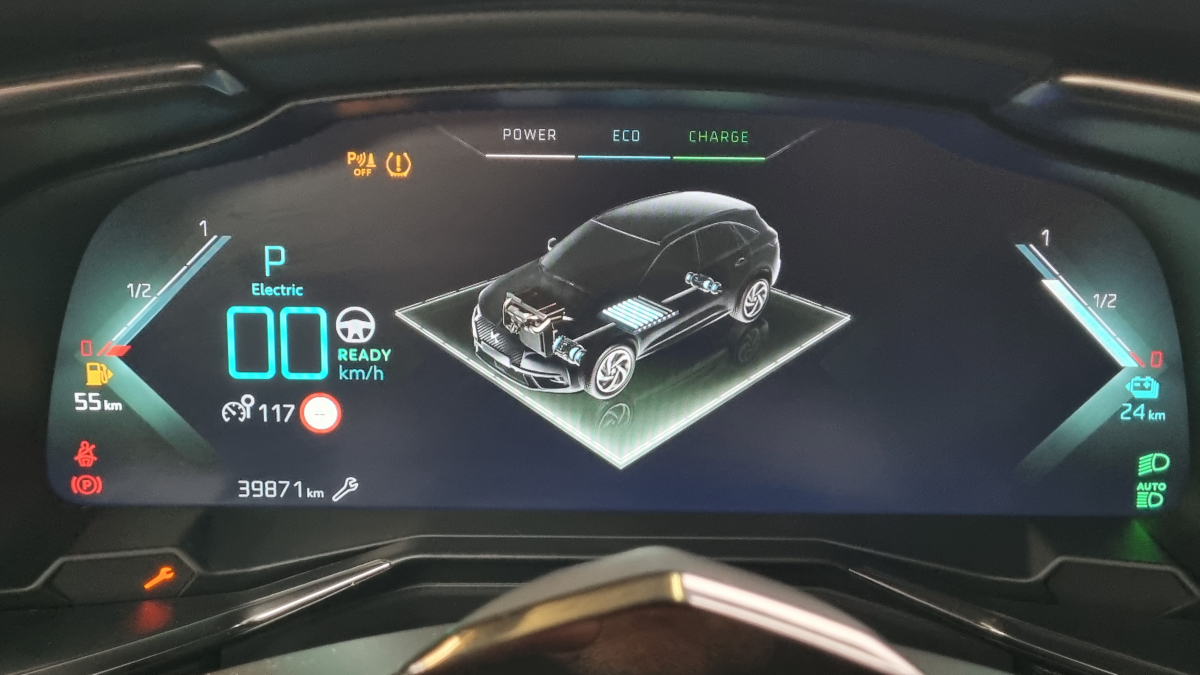 DS DS7 CROSSBACK — 23