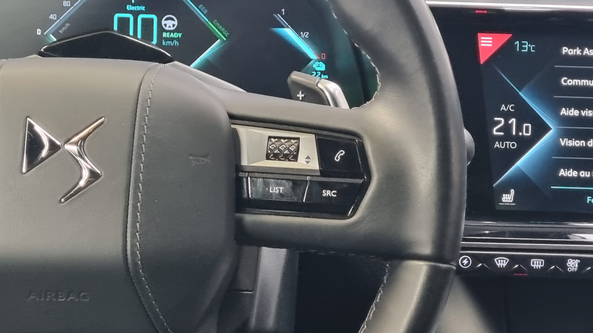 DS DS7 CROSSBACK — 32