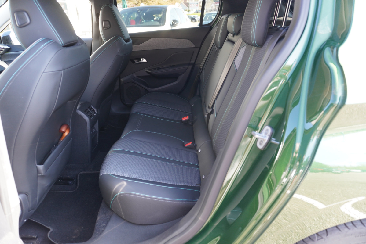 Peugeot 308 — 25