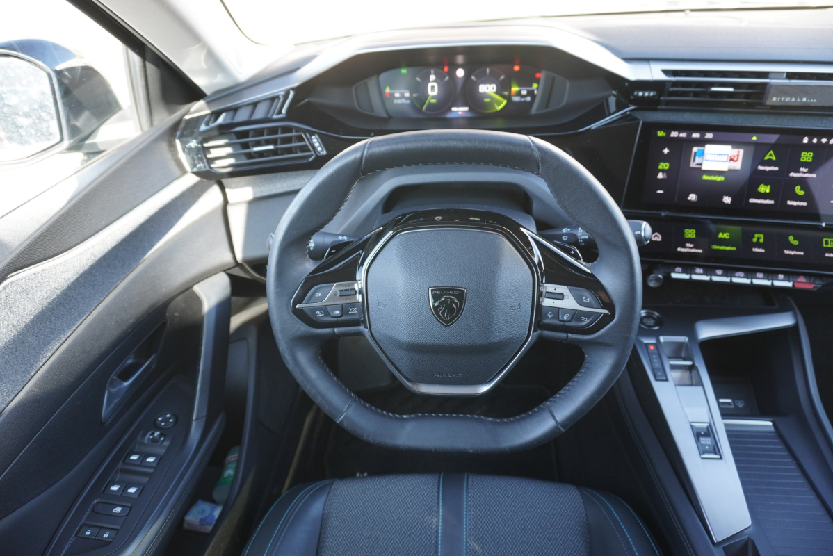 Peugeot 308 — 14