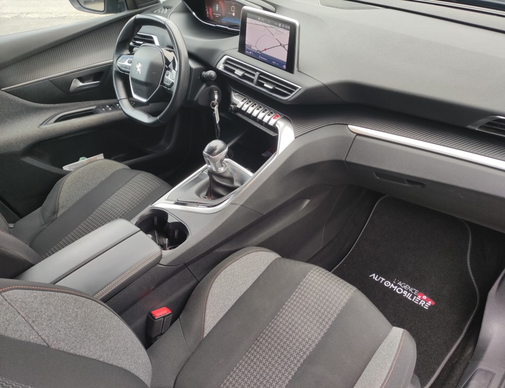 Peugeot 3008 — 11