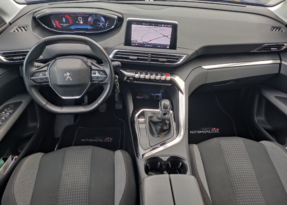 Peugeot 3008 — 12