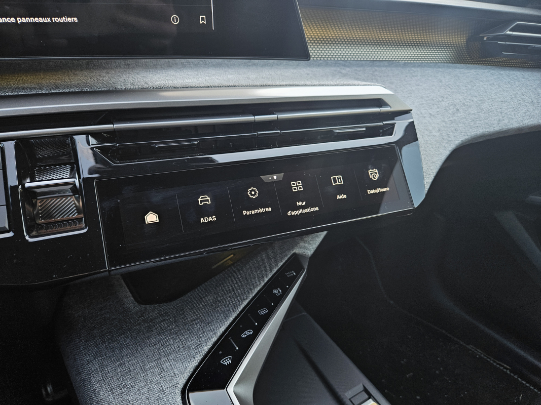 Peugeot 3008 — 25