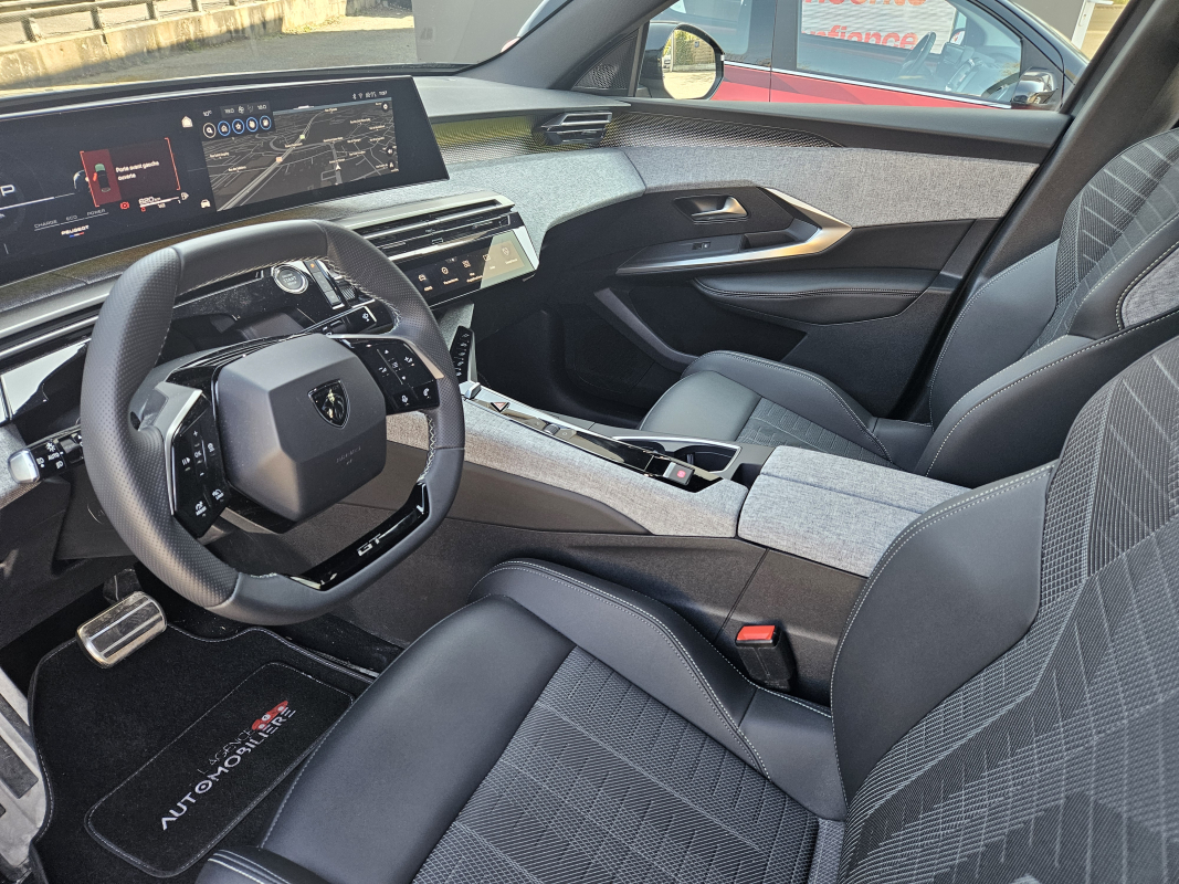 Peugeot 3008 — 10