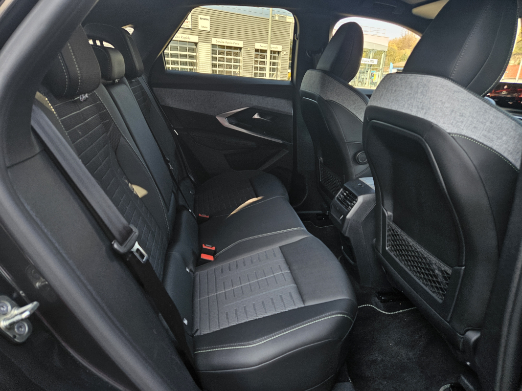 Peugeot 3008 — 13