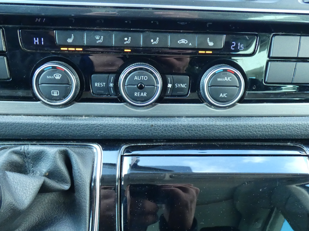 Volkswagen California — 25