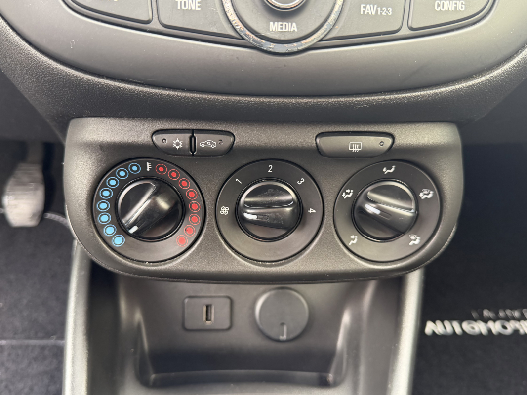 Opel Corsa — 21