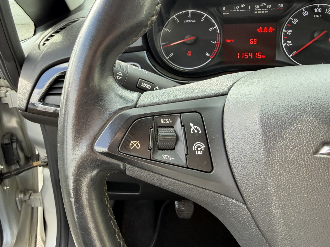 Opel Corsa — 16