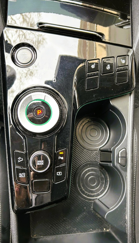 Kia Sportage — 14
