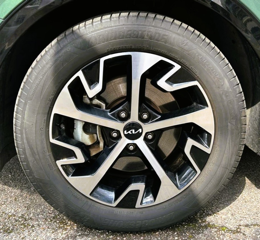 Kia Sportage — 30