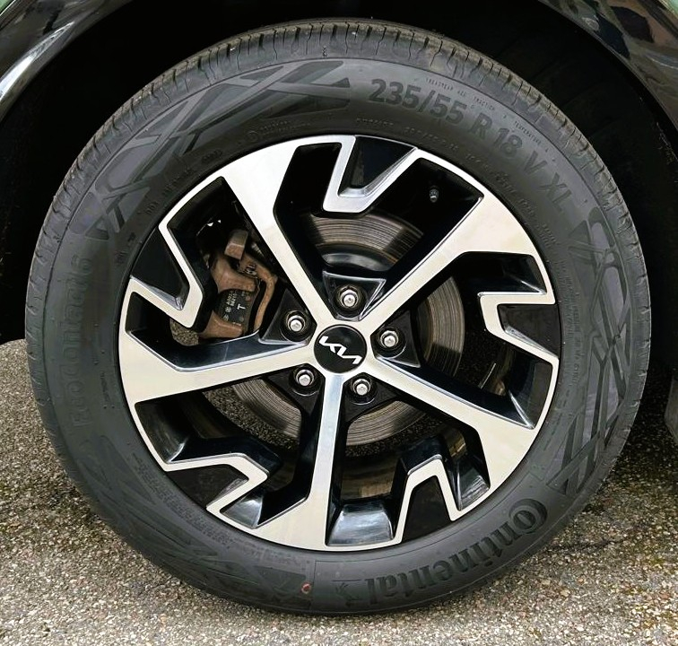 Kia Sportage — 32