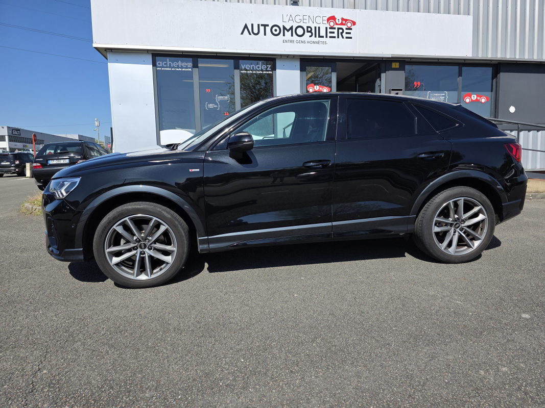 Audi Q3 — 38