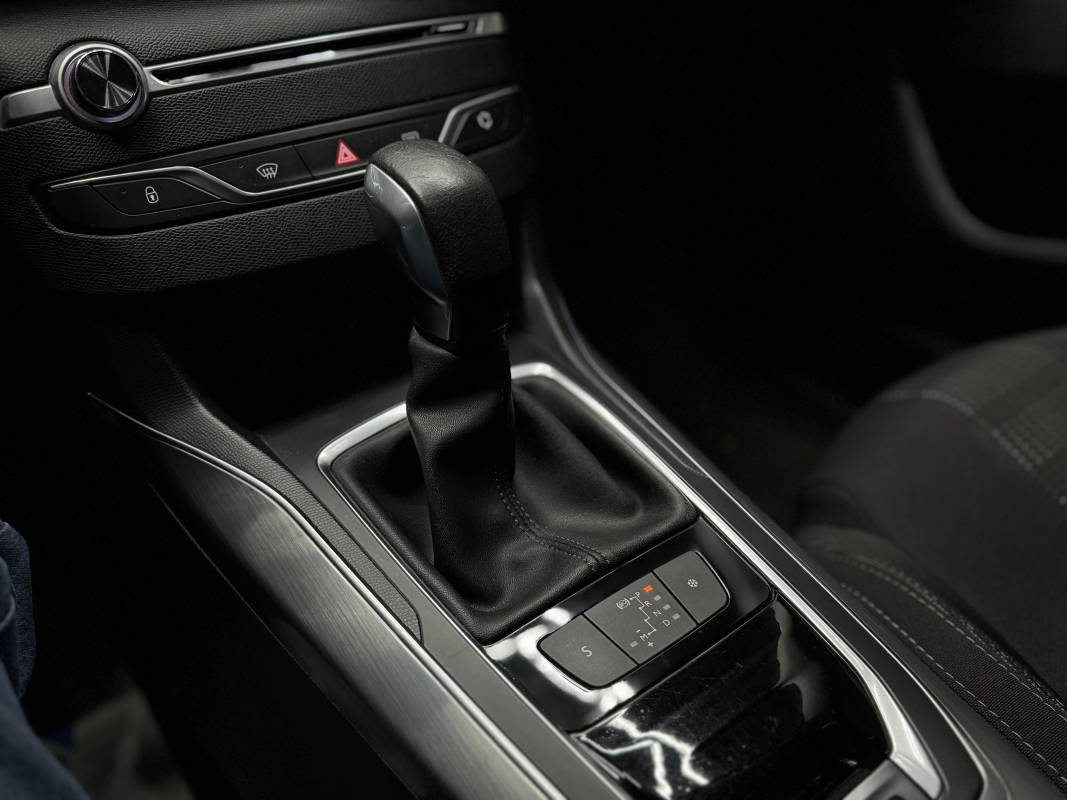 Peugeot 308 — 20