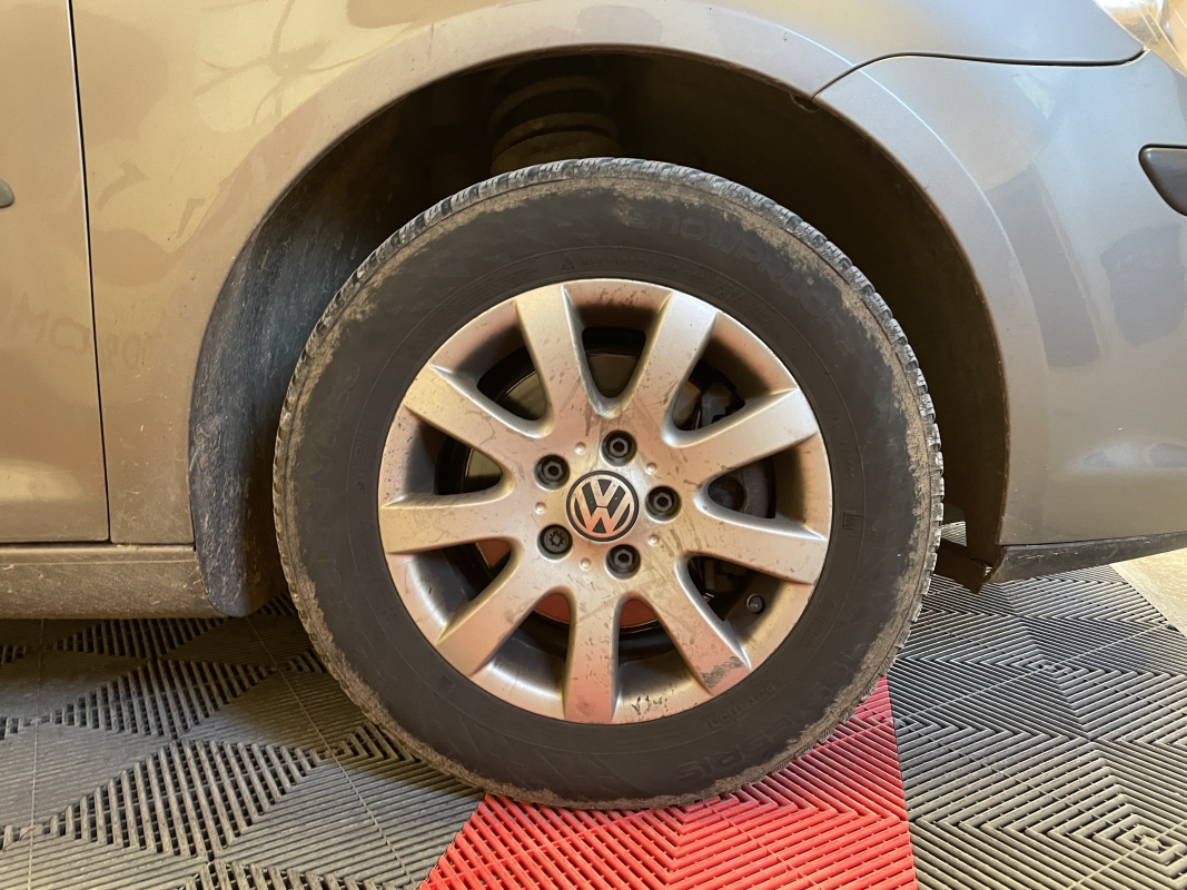 Volkswagen Touran — 19