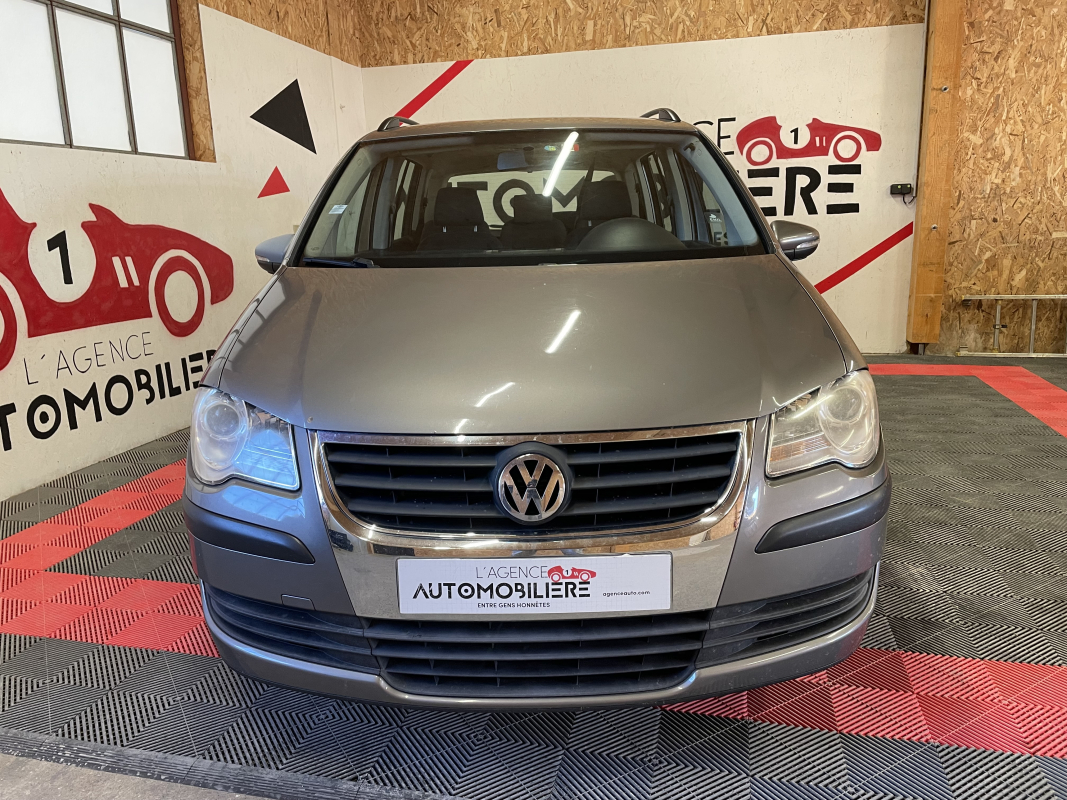 Volkswagen Touran — 7