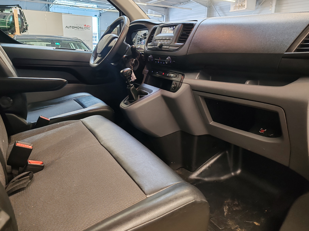 Peugeot Expert — 12