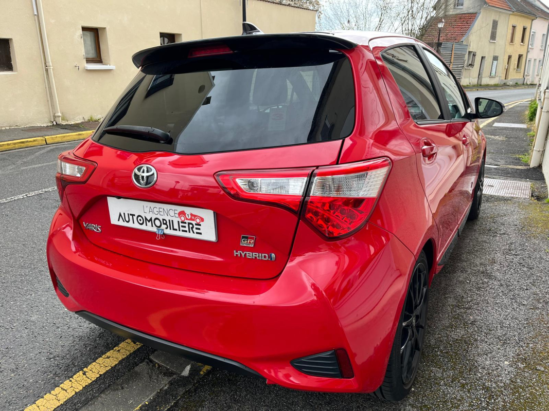 Toyota Yaris — 4