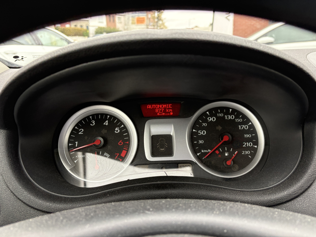 Renault Clio — 20