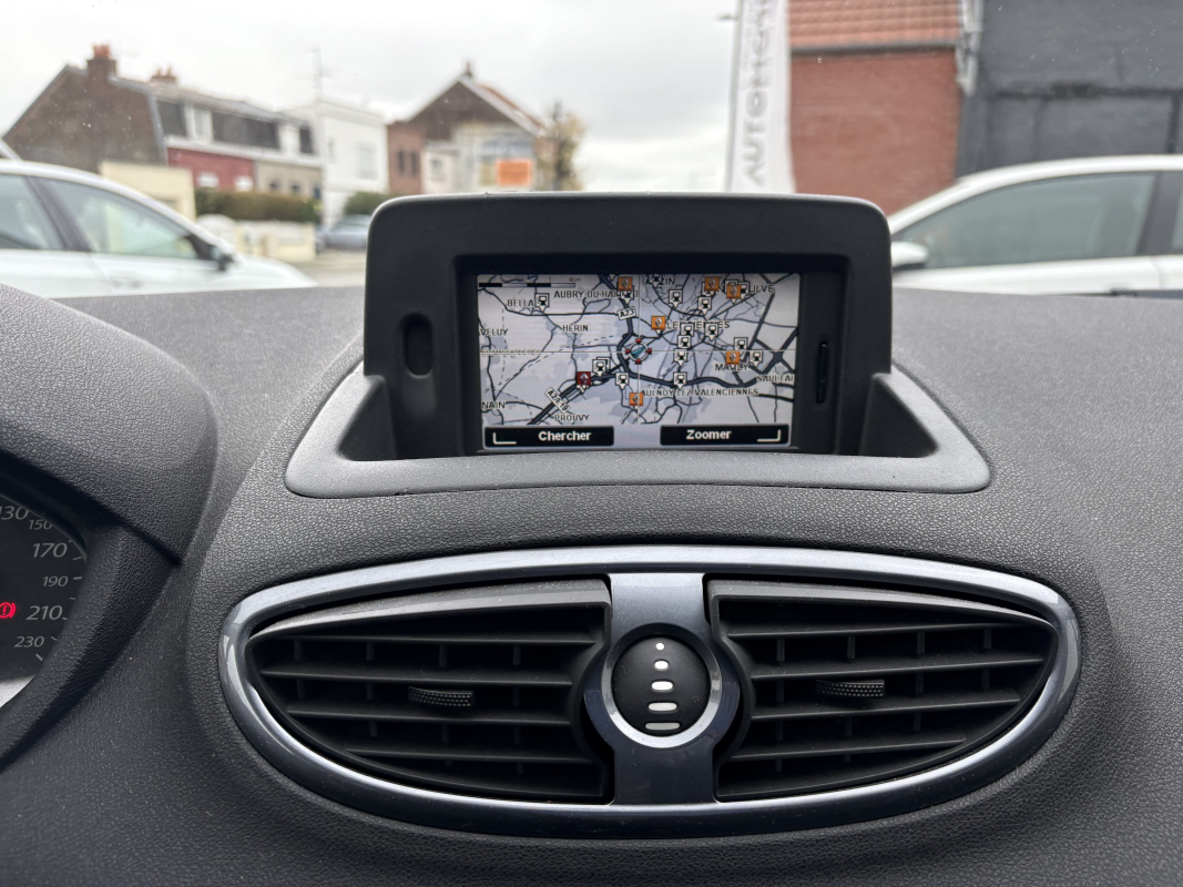 Renault Clio — 22