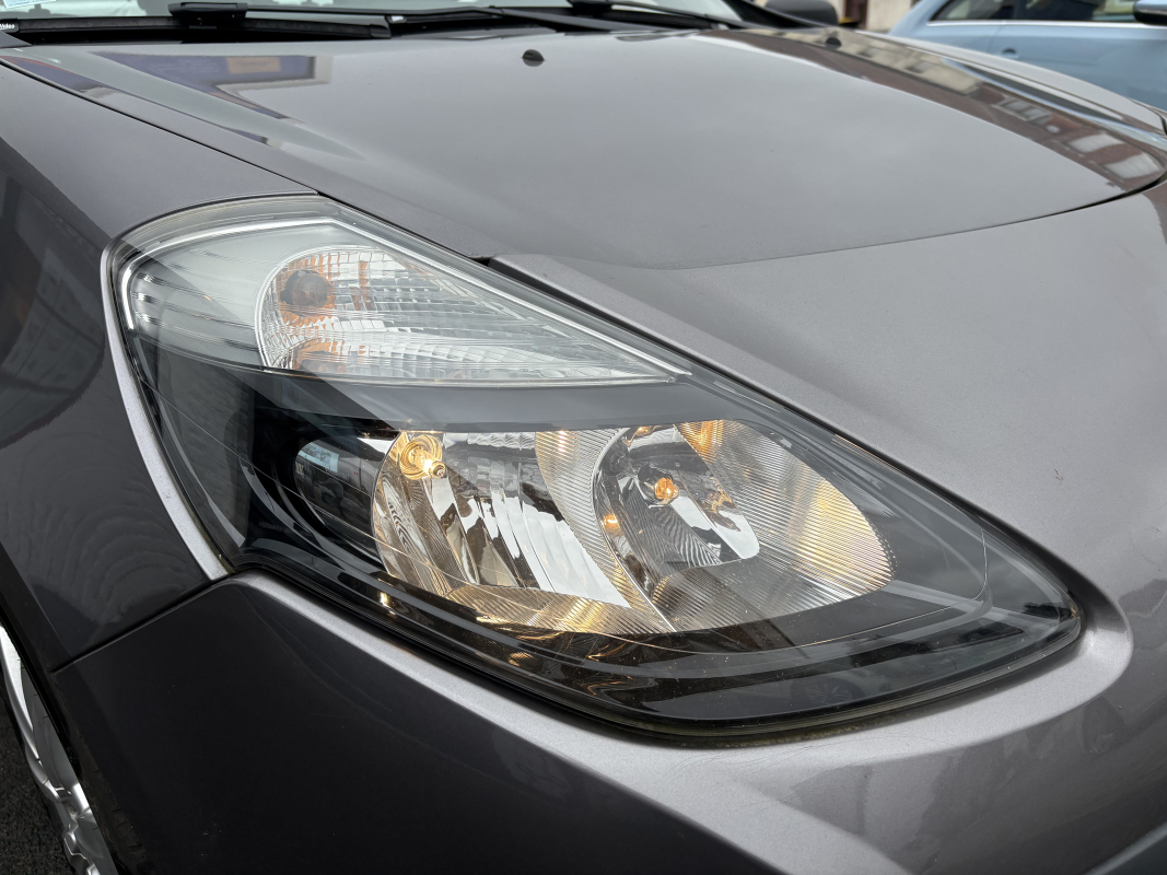 Renault Clio — 35