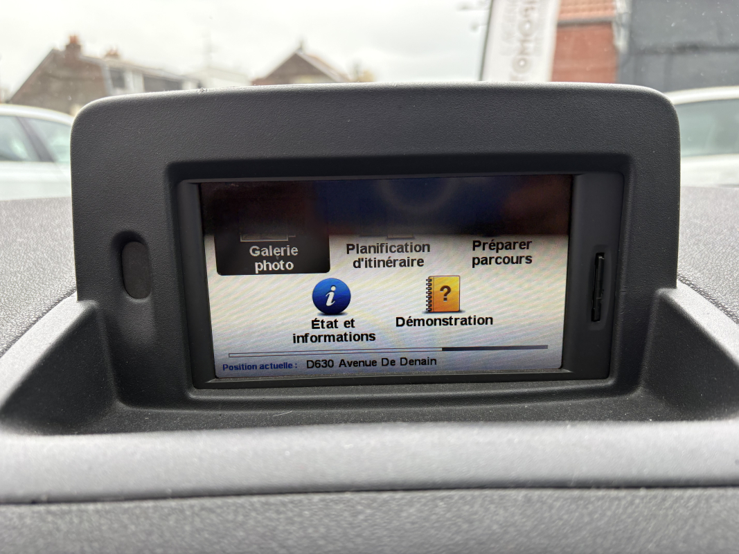 Renault Clio — 25