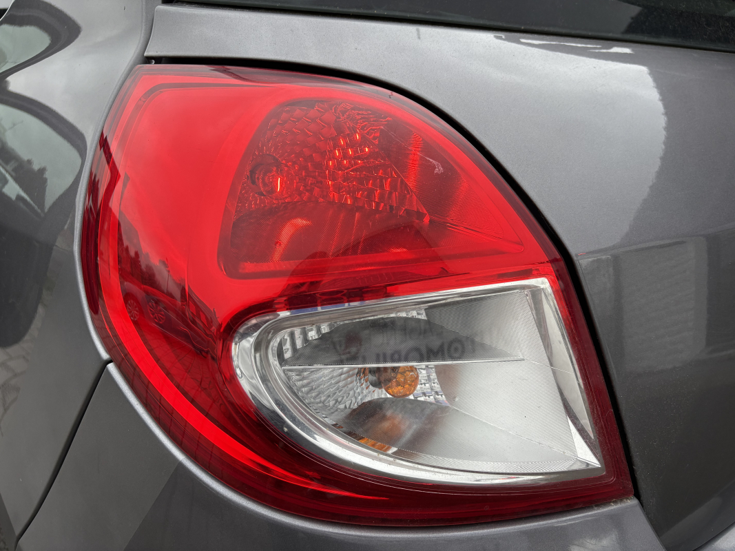 Renault Clio — 36