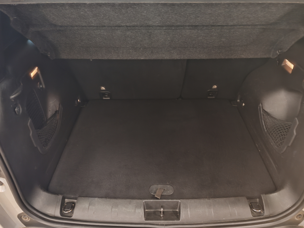 Jeep Renegade — 8