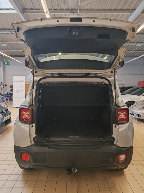Jeep Renegade — 7