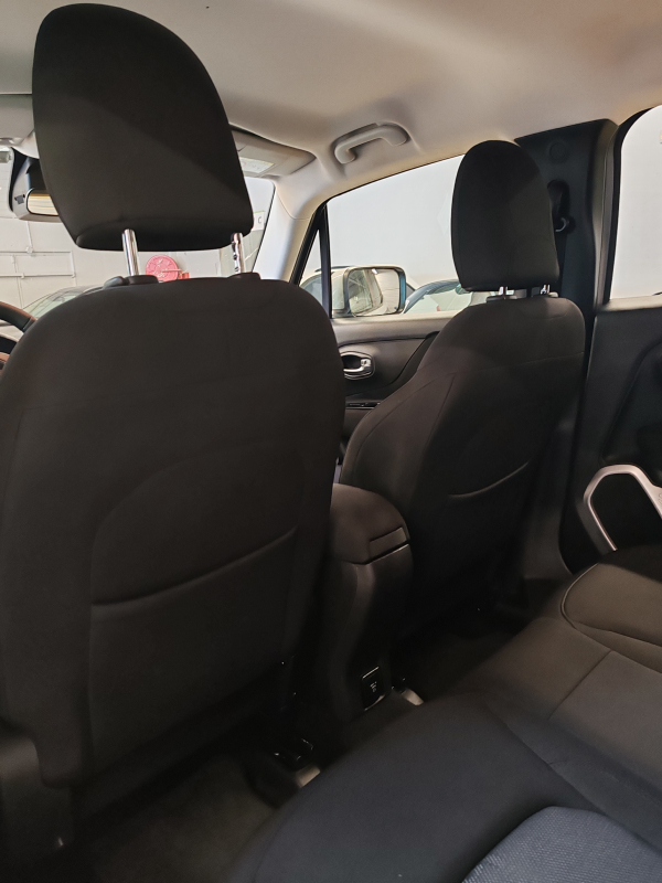 Jeep Renegade — 19
