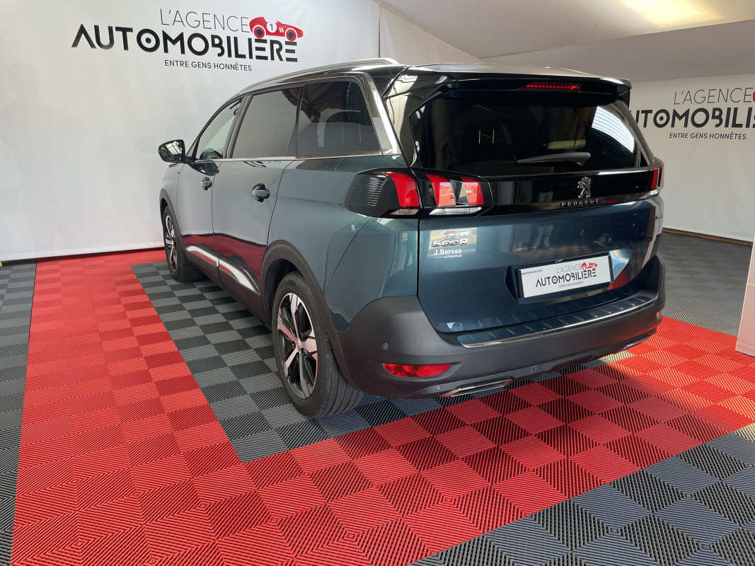 Peugeot 5008 — 6